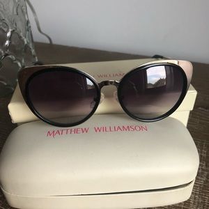 Cat eye sunglasses